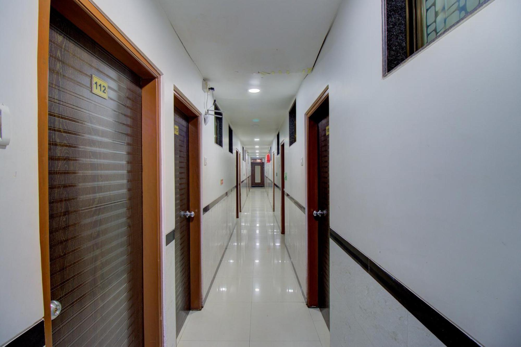 Hotel O Sion Residency Bombay Esterno foto